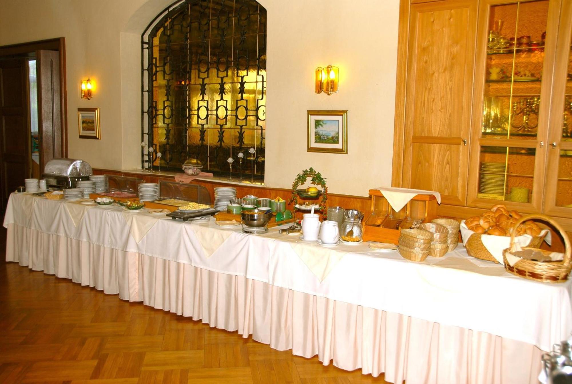 Hotel Velden Bacherlwirt Velden am Wörthersee Екстериор снимка